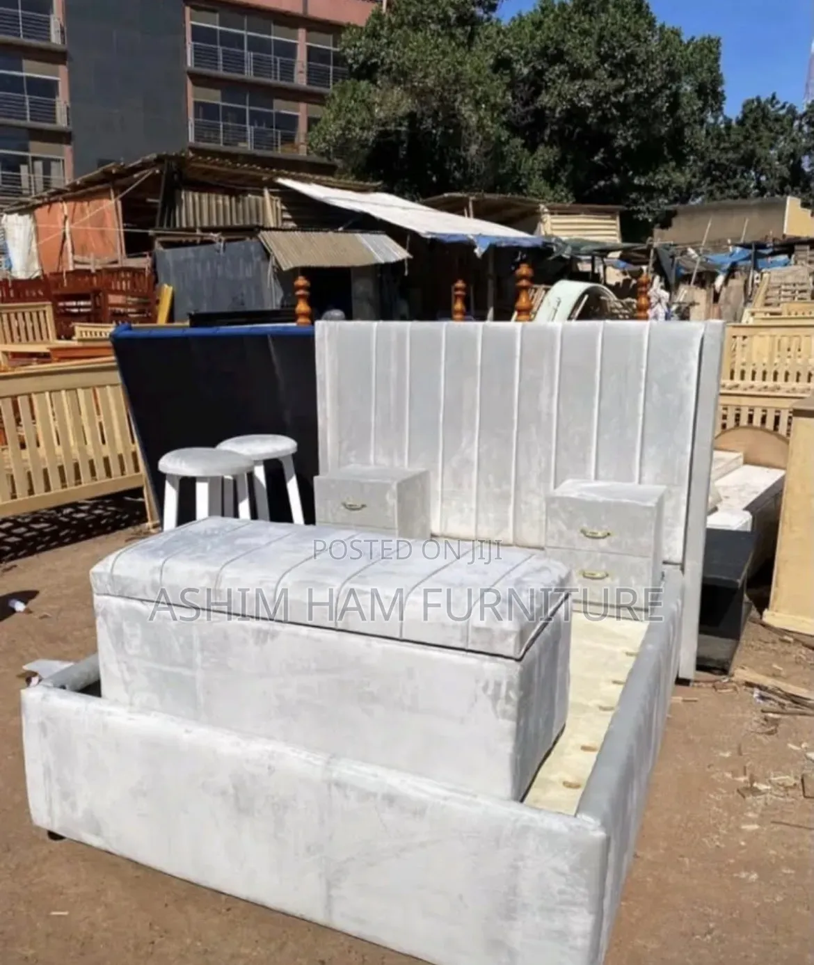 Upholstery Bed /Full Purchage