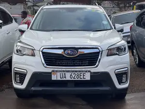 Subaru Forester 2018 White