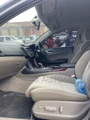 Toyota Mark X 2008 Silver