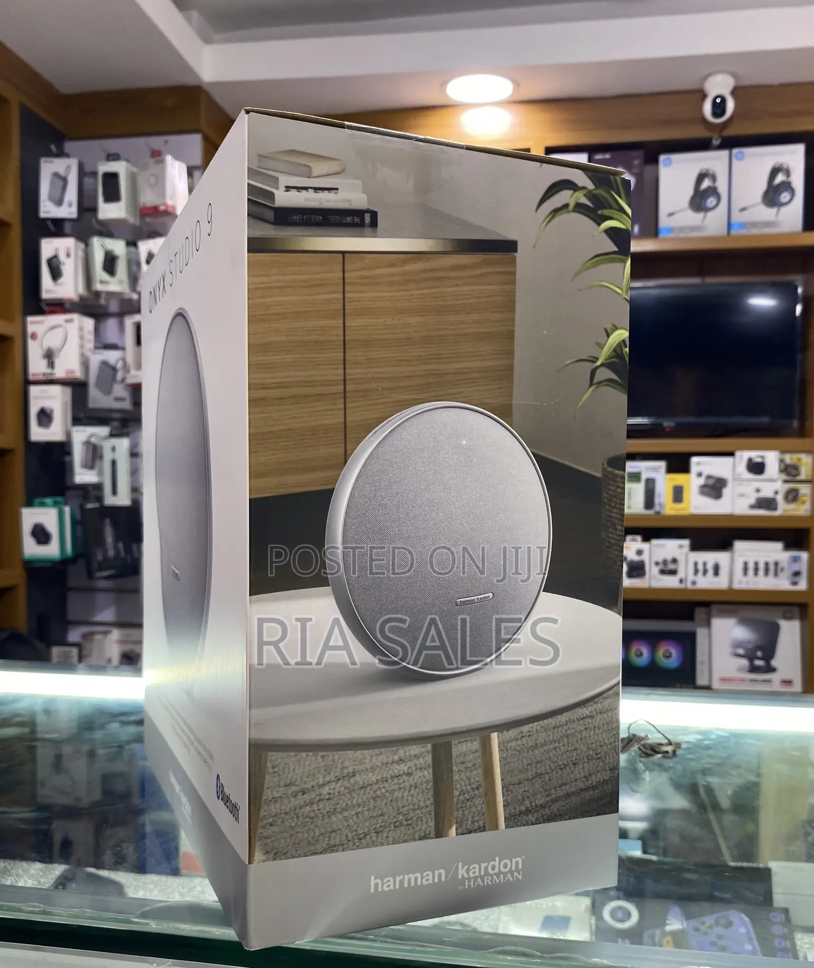Herman/Kardon Onyx Studio 9