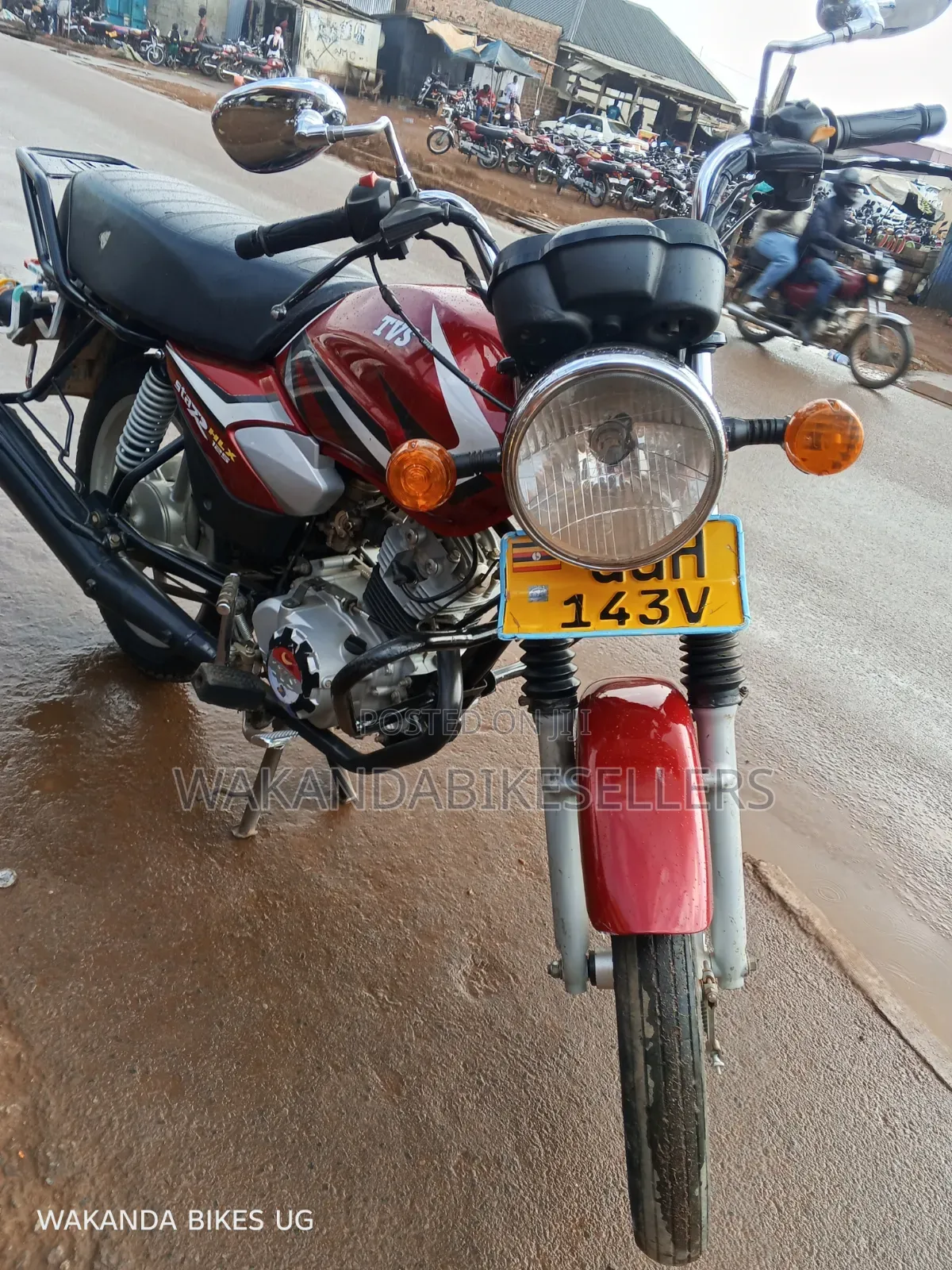 TVS HLX 125 2024 Red