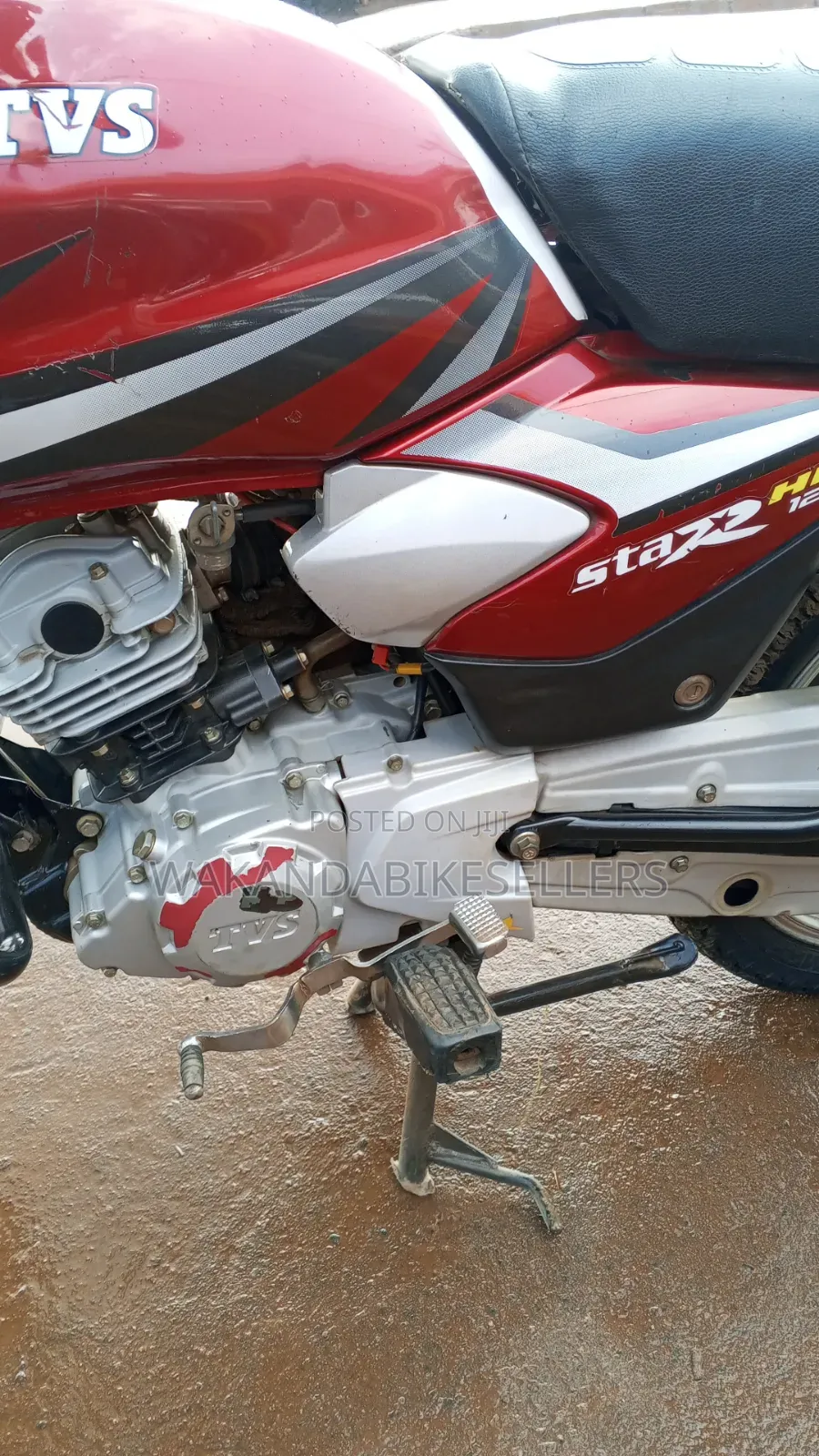 TVS HLX 125 2024 Red