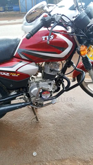 TVS HLX 125 2024 Red