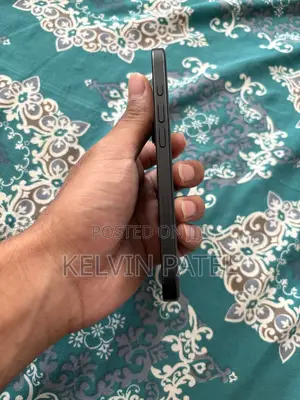 Apple iPhone 16 128 GB Black