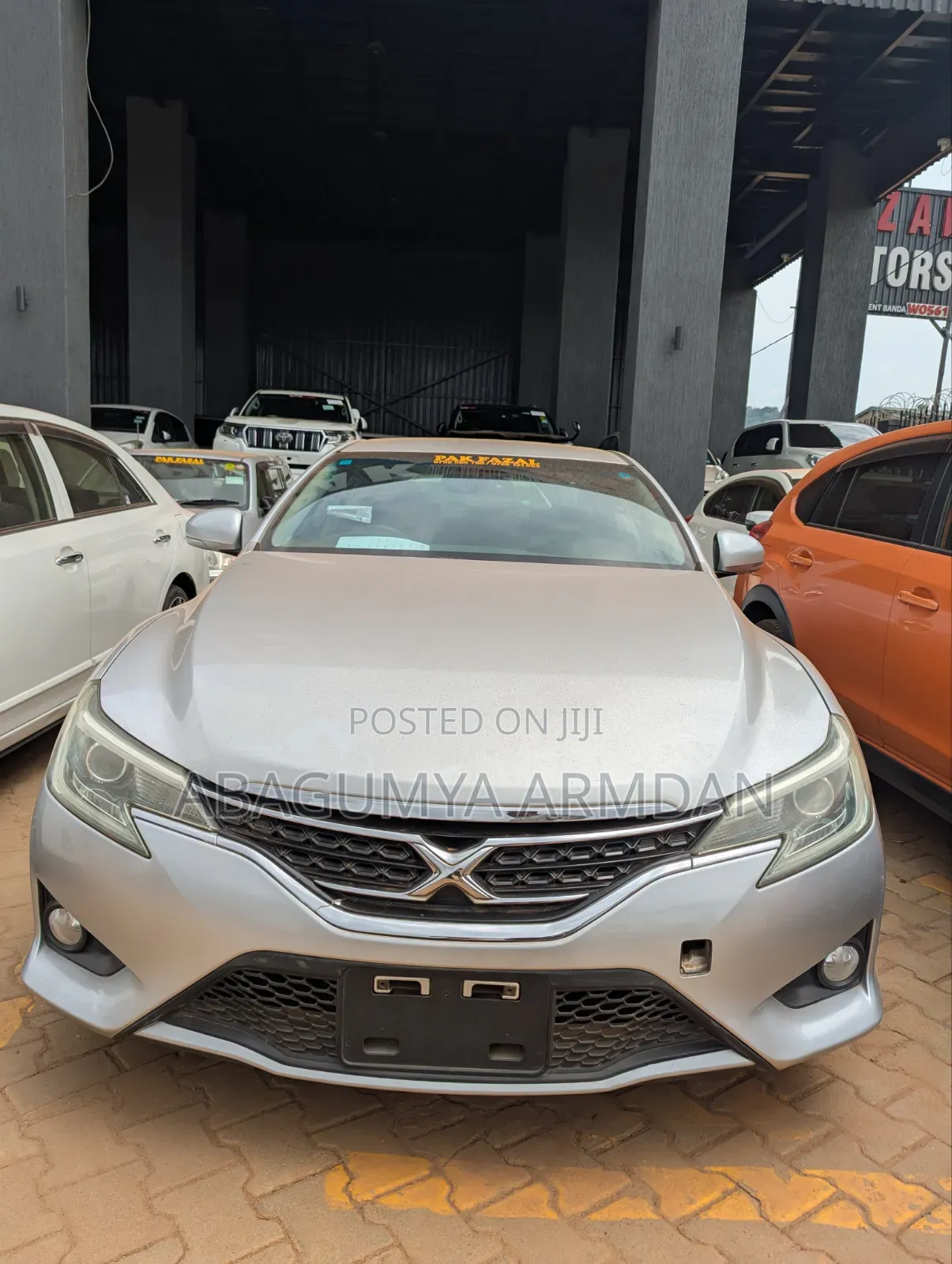 Toyota Mark X 2.5 AWD 2013 Silver