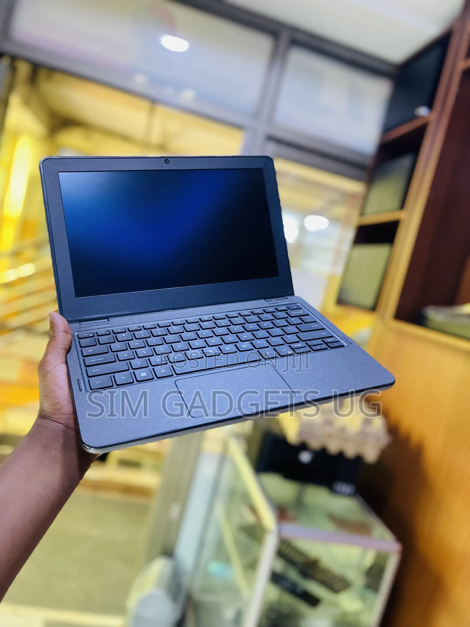 Laptop Dell Latitude 3120 4GB Intel Celeron SSD 128GB