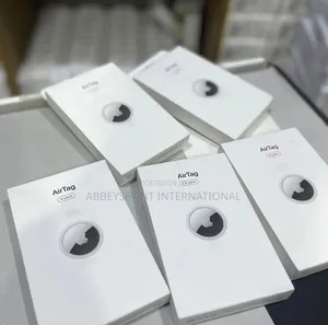 Apple Airtag 4 Pack, Apple Keys and Luggage Tracker