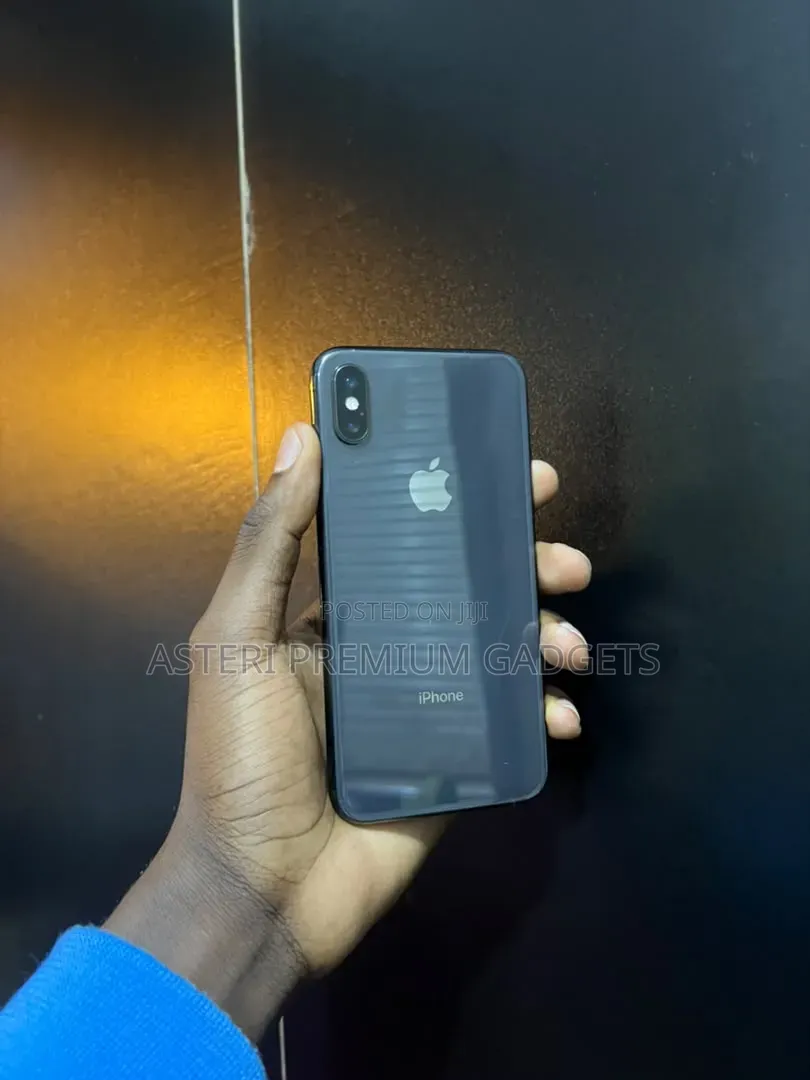 Apple iPhone X 64 GB Black