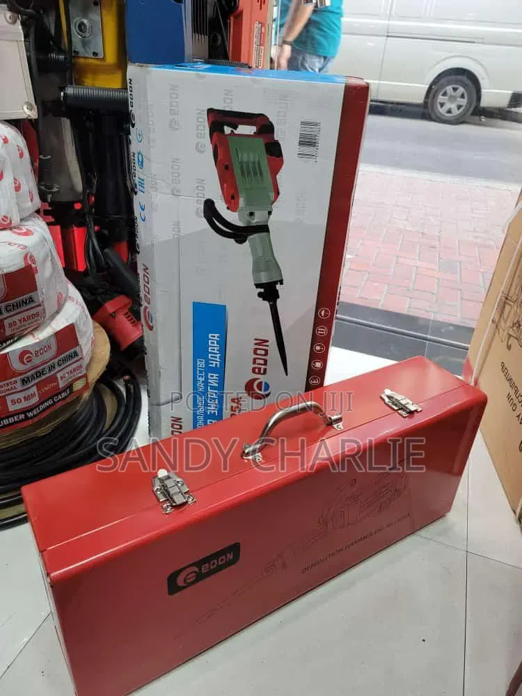 Hammer Breaker Makita