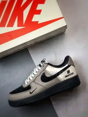 Airstride Victory White
