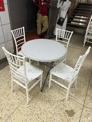 Hotel Restaurant Dining Table With Four Chairs
