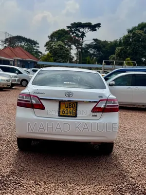 Toyota Premio 2014 White