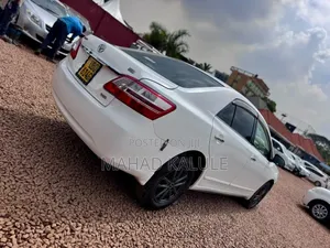 Toyota Premio 2014 White
