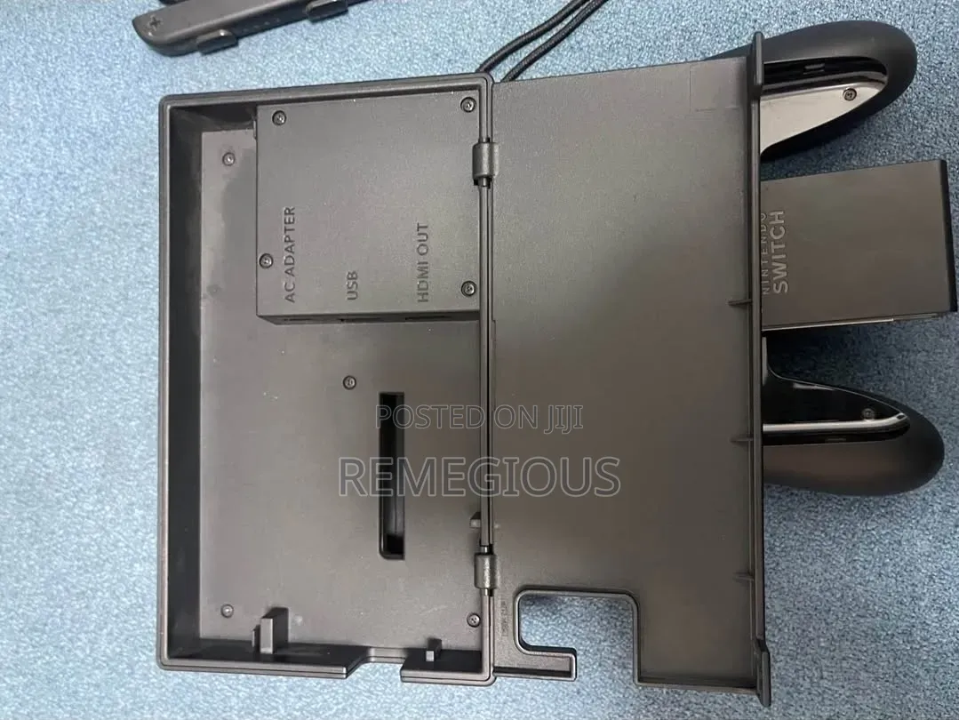 Nintendo Switch Docking Station and AC Adapter