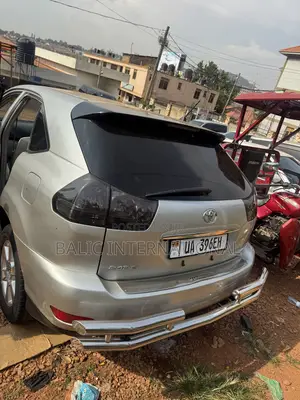 Toyota Harrier 240G 2003 Silver