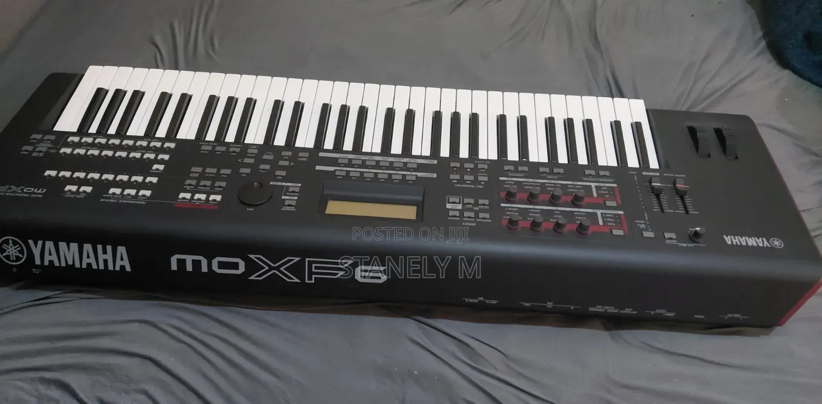 Yamaha Moxf6 Synthesiser Keyboard
