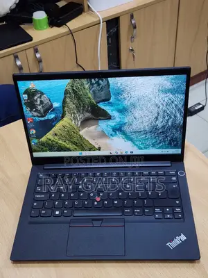 New Laptop Lenovo ThinkPad E14 Gen 4 16GB Intel Core i7 SSD 512GB