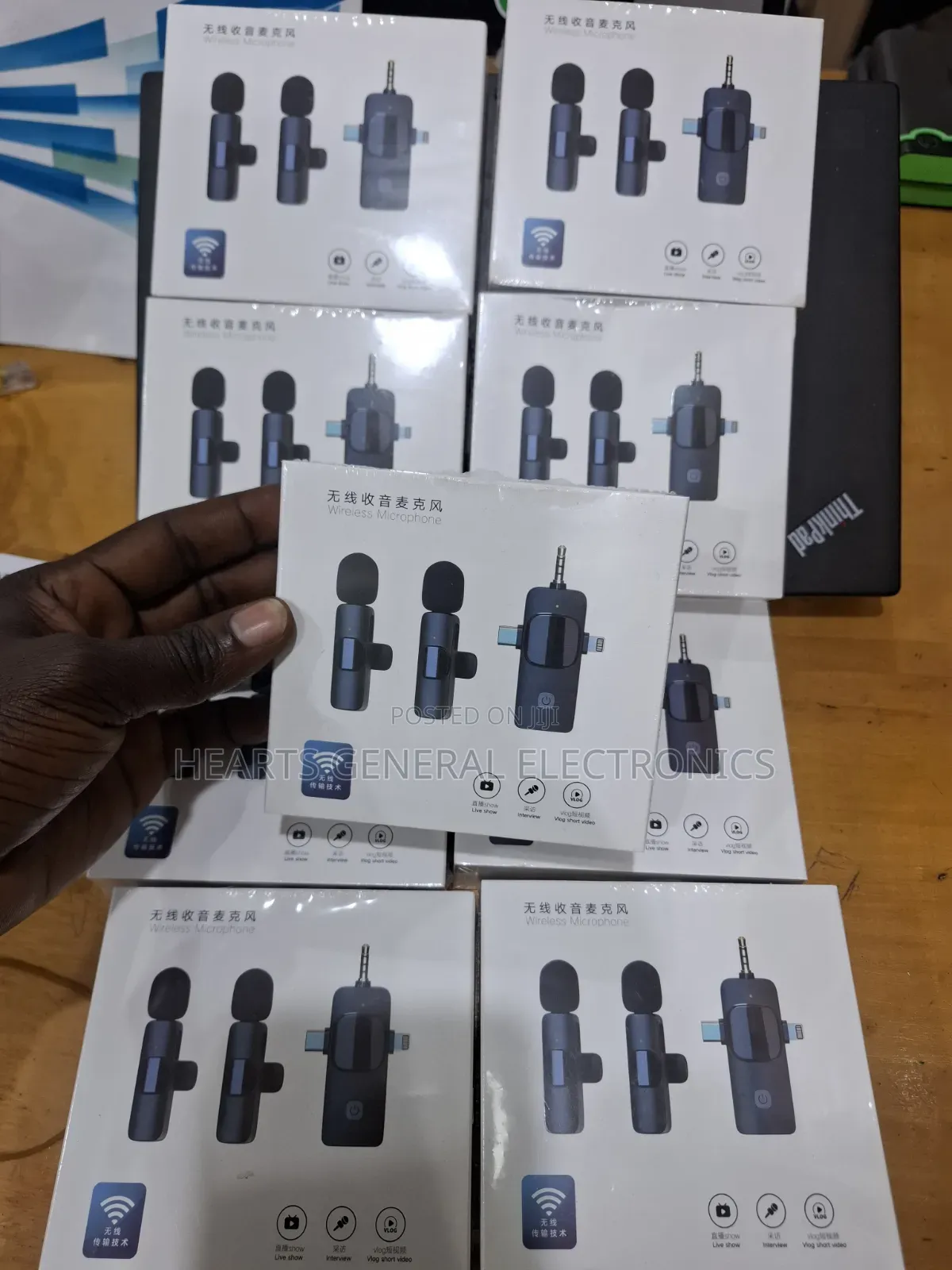 3-in-1 Wireless Lavalier Microphone