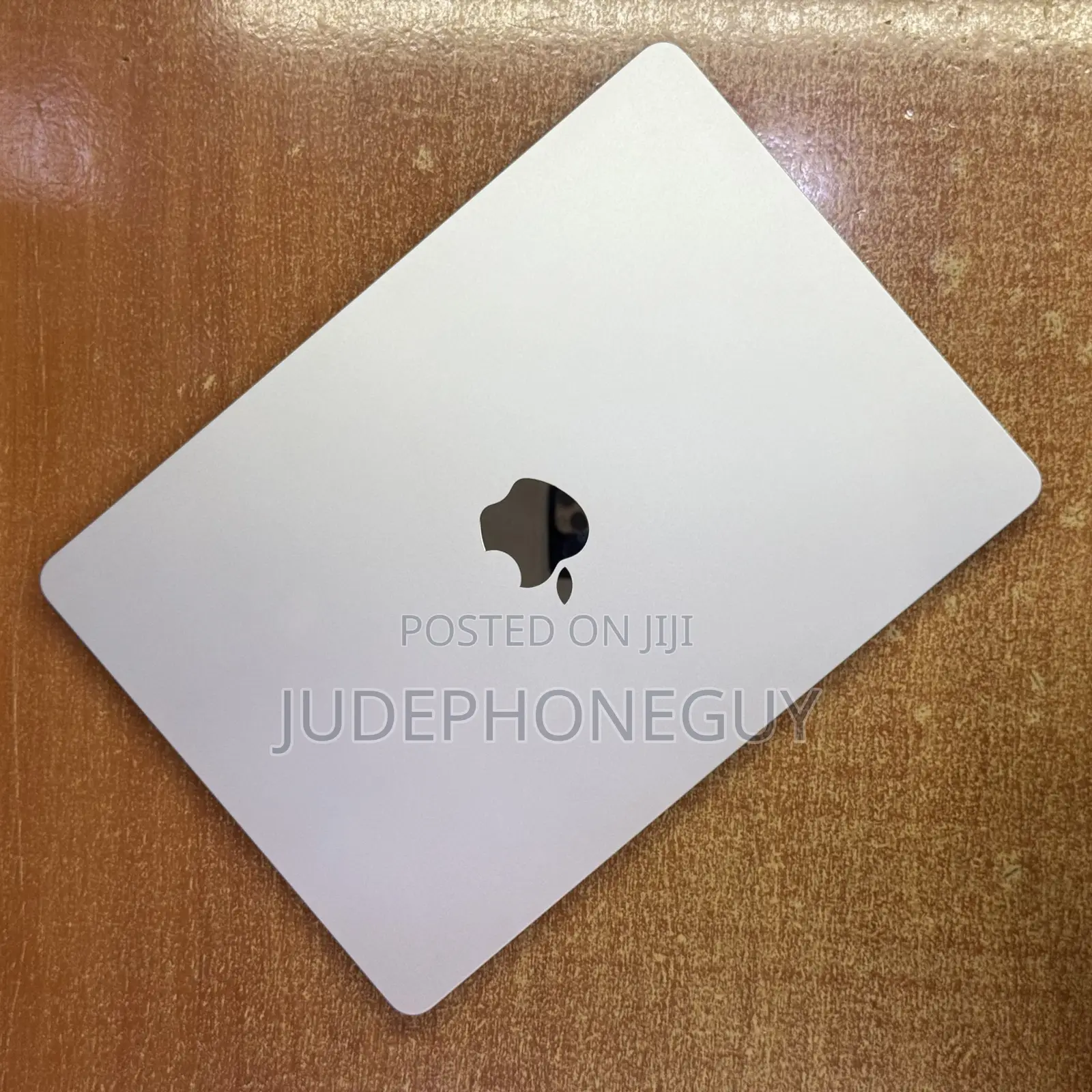 Laptop Apple MacBook Air 2024 M3 8GB Apple M3 SSD 256GB