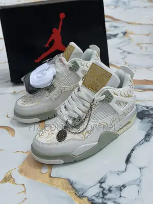 Air Jordan 4 Retro Se "Somos Eternos".