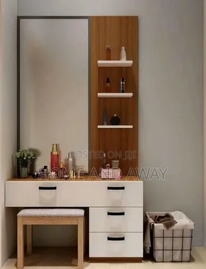 Candy Dressing Mirror Towers in Any Colour 980,000/- With Delivery