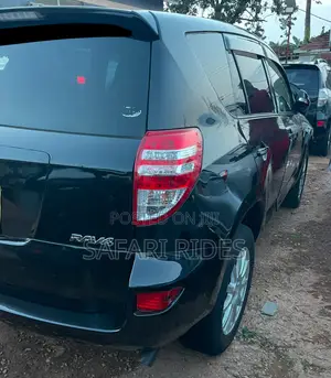 Toyota RAV4 2010 Black