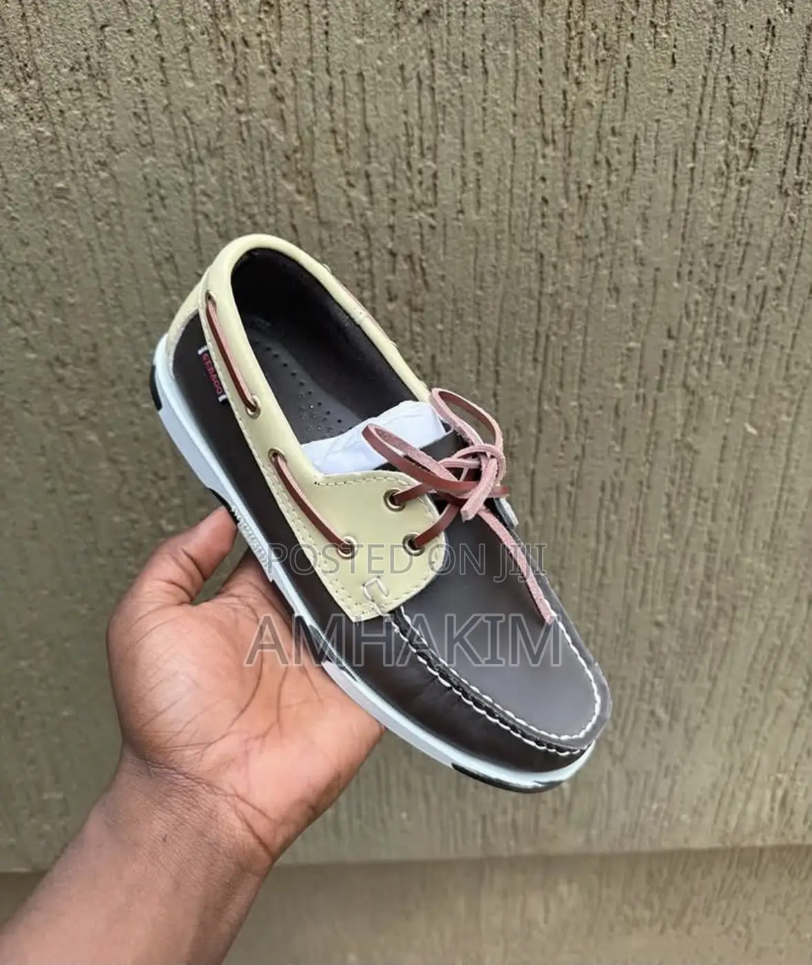 Classic Men Docksides Leather Sebago in Stock