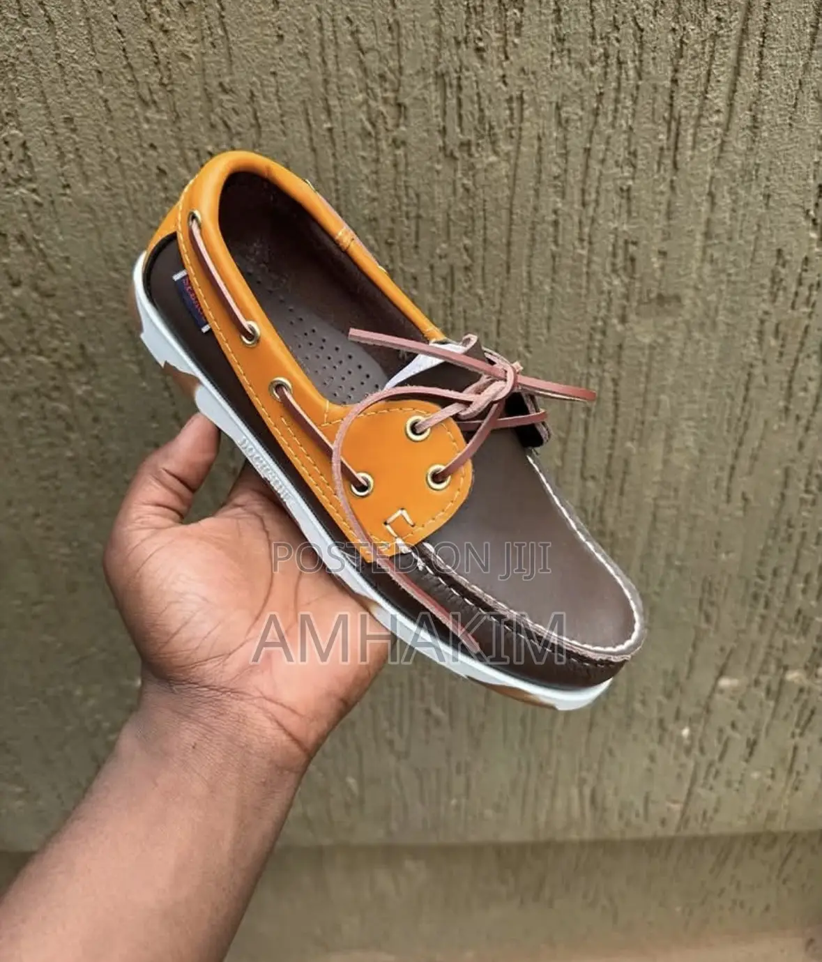 Classic Men Docksides Leather Sebago in Stock