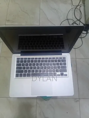 Laptop Apple MacBook 2012 8GB Intel Core i5 HDD 500GB