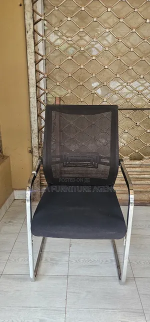 Single Seater Static Office Chair