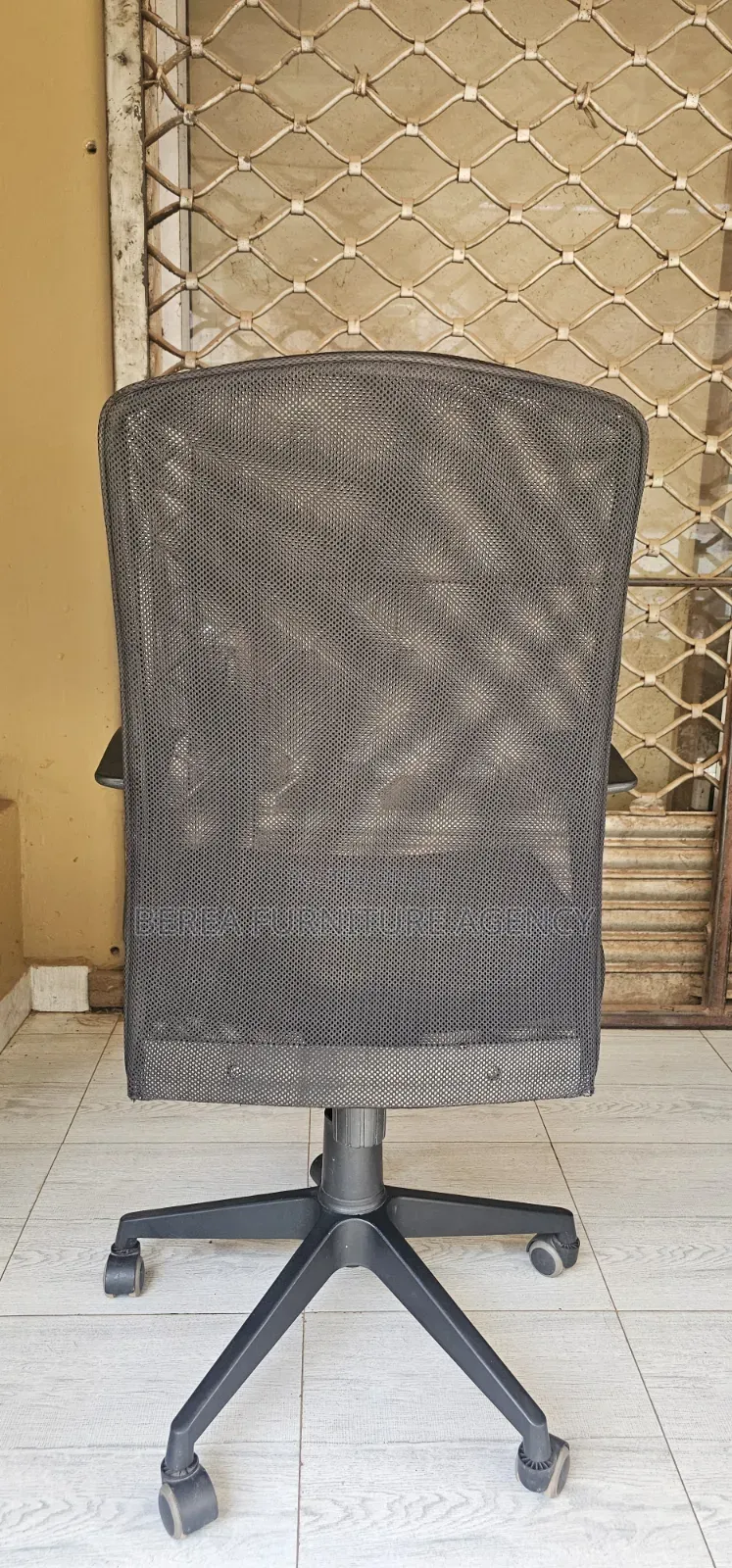 Mid Bac Mesh Simple Adjustable Chair