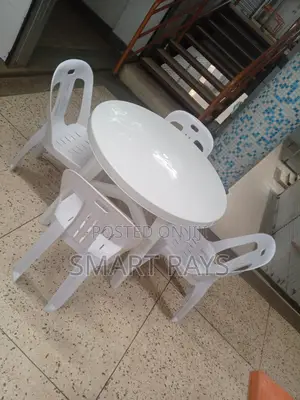 Dining / Restaurant/Home Use Set of Table With Chairs