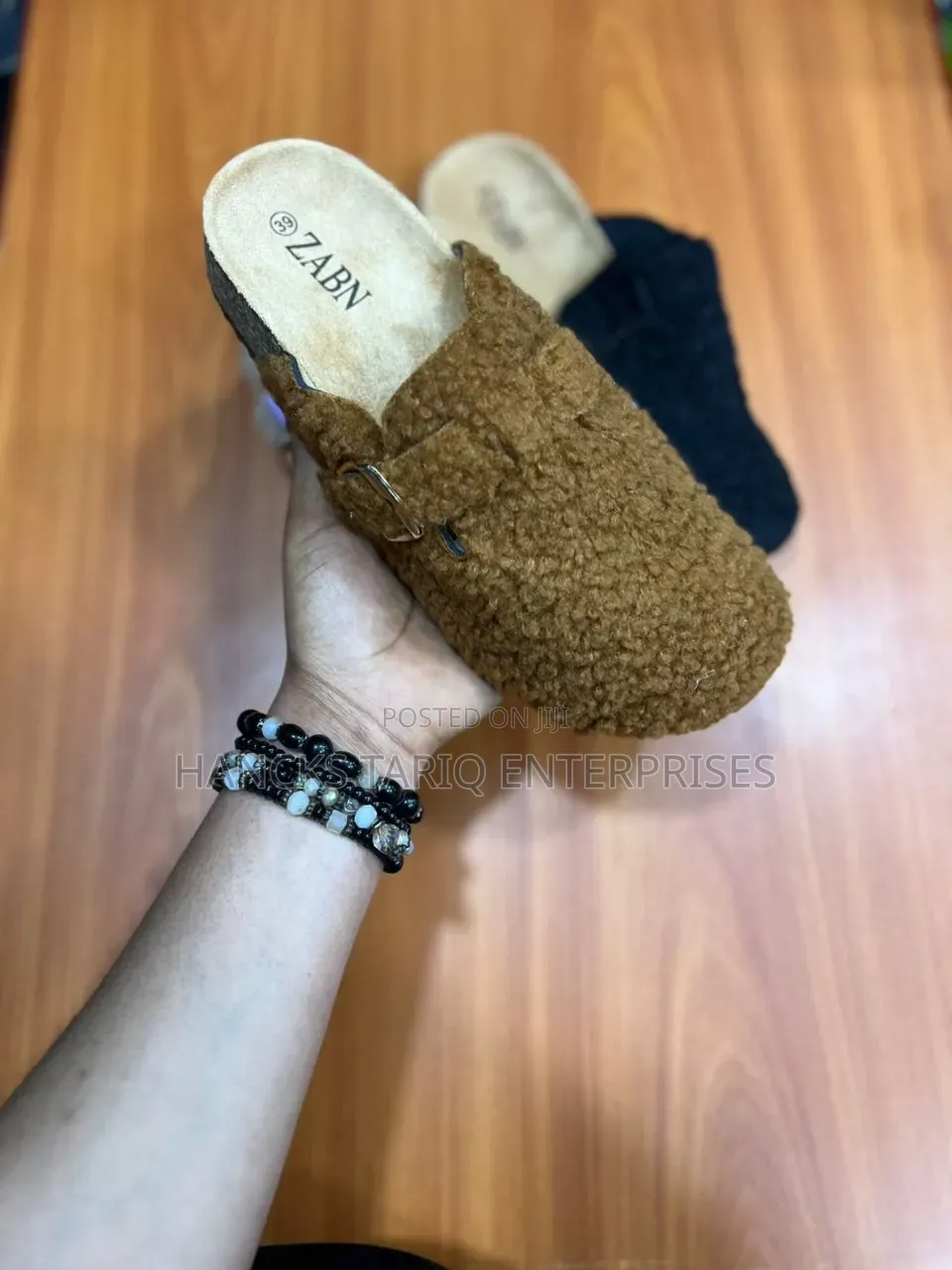 Textured Zabn Brand Slip-on Mule Clogs.