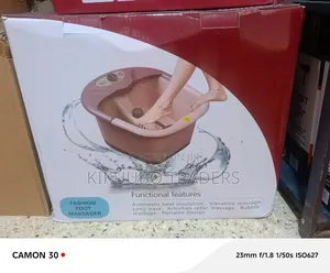 Fashion Foot Massager Features Automatic Heat Insulation and Vibration