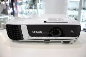 Epson Eb-W52 Projector