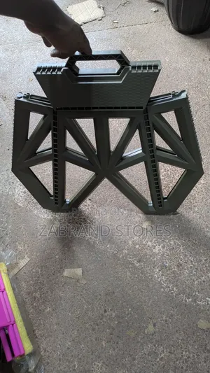 Foldable Hard Plastic Stool