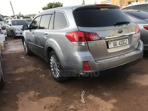 Subaru Outback 2012 Silver