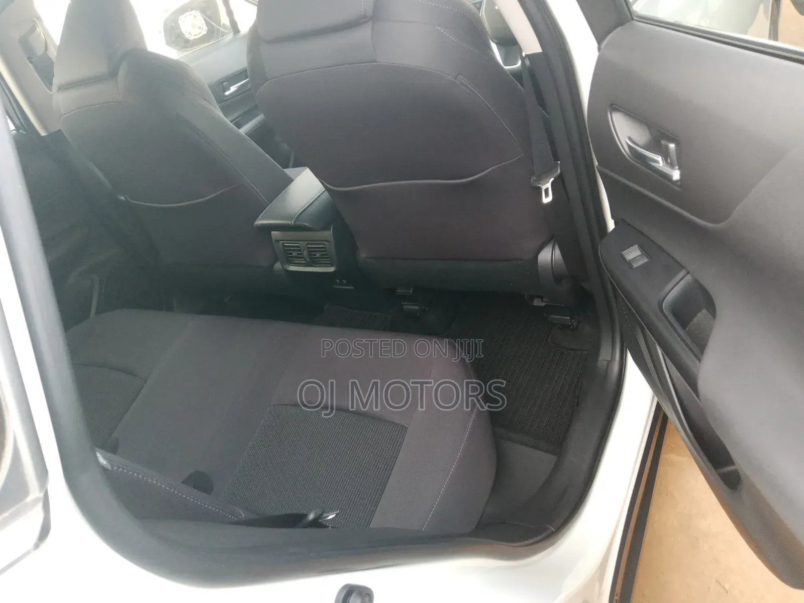 Toyota Harrier 2021 White