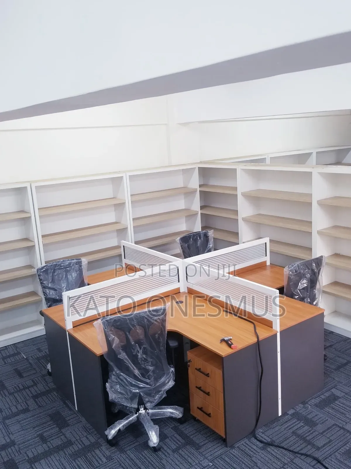 Curved Workstations