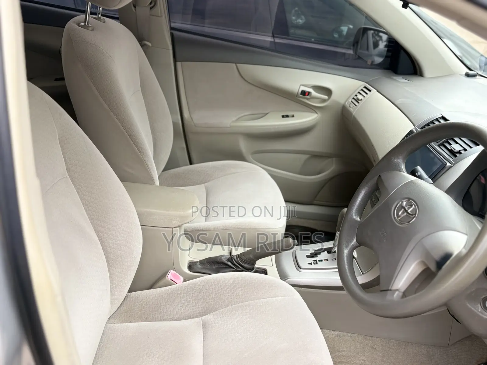 Toyota Axio 1.5 X 2WD 2012 Silver