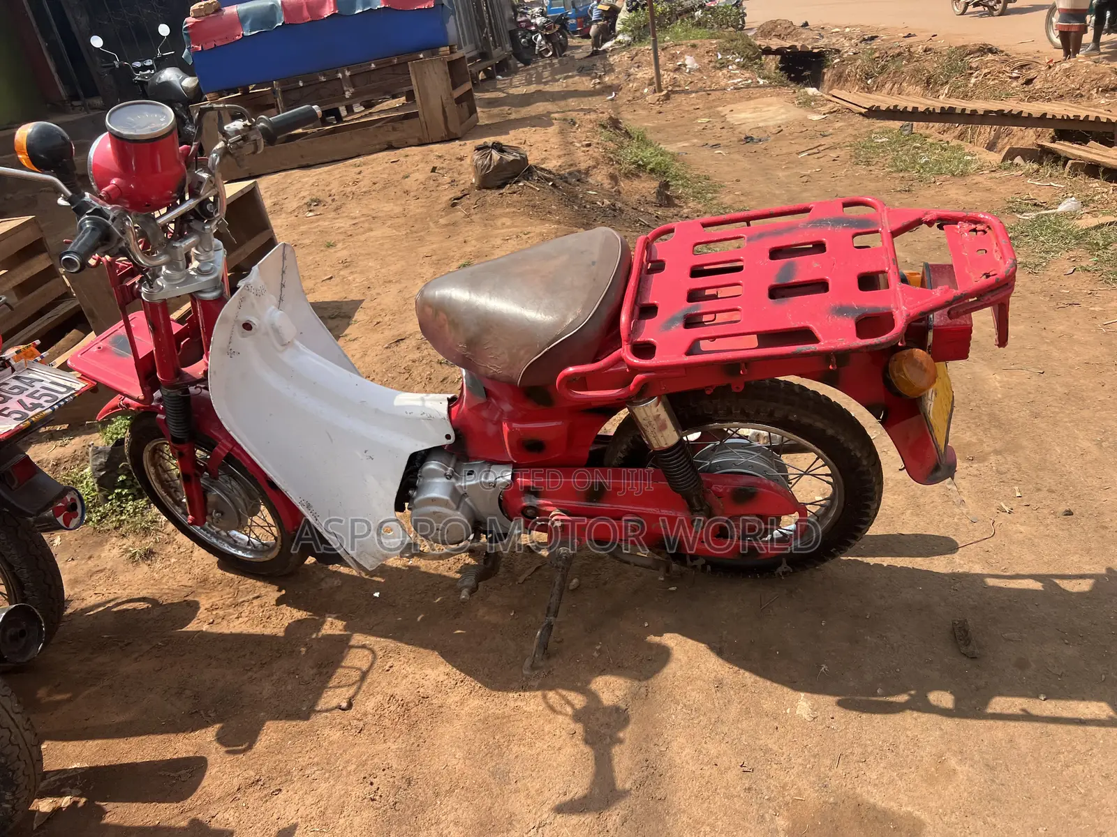Suzuki 750 2017 Red