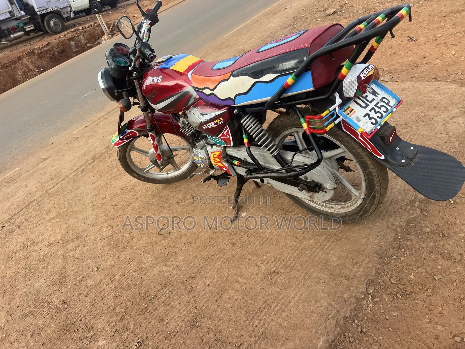 TVS HLX 125 2021 Red