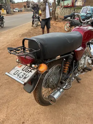 Bajaj Boxer 100 2025 Red
