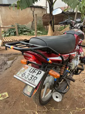 Bajaj CT 125X 2022 Red