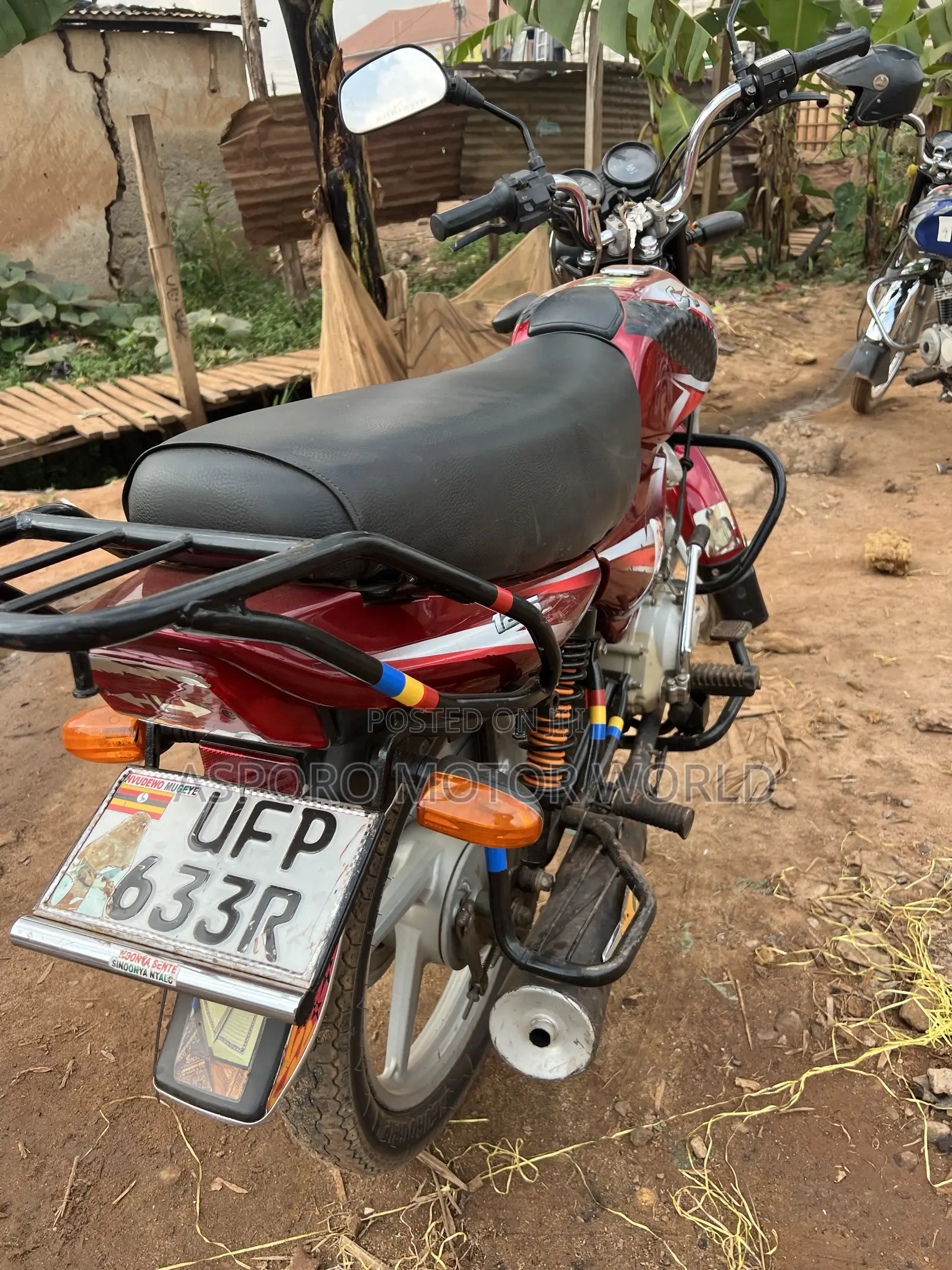 Bajaj CT 125X 2022 Red