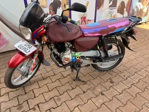 Bajaj CT 125X 2025 Red