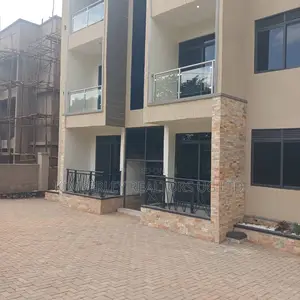 6bdrm Apartment in Division A for sale