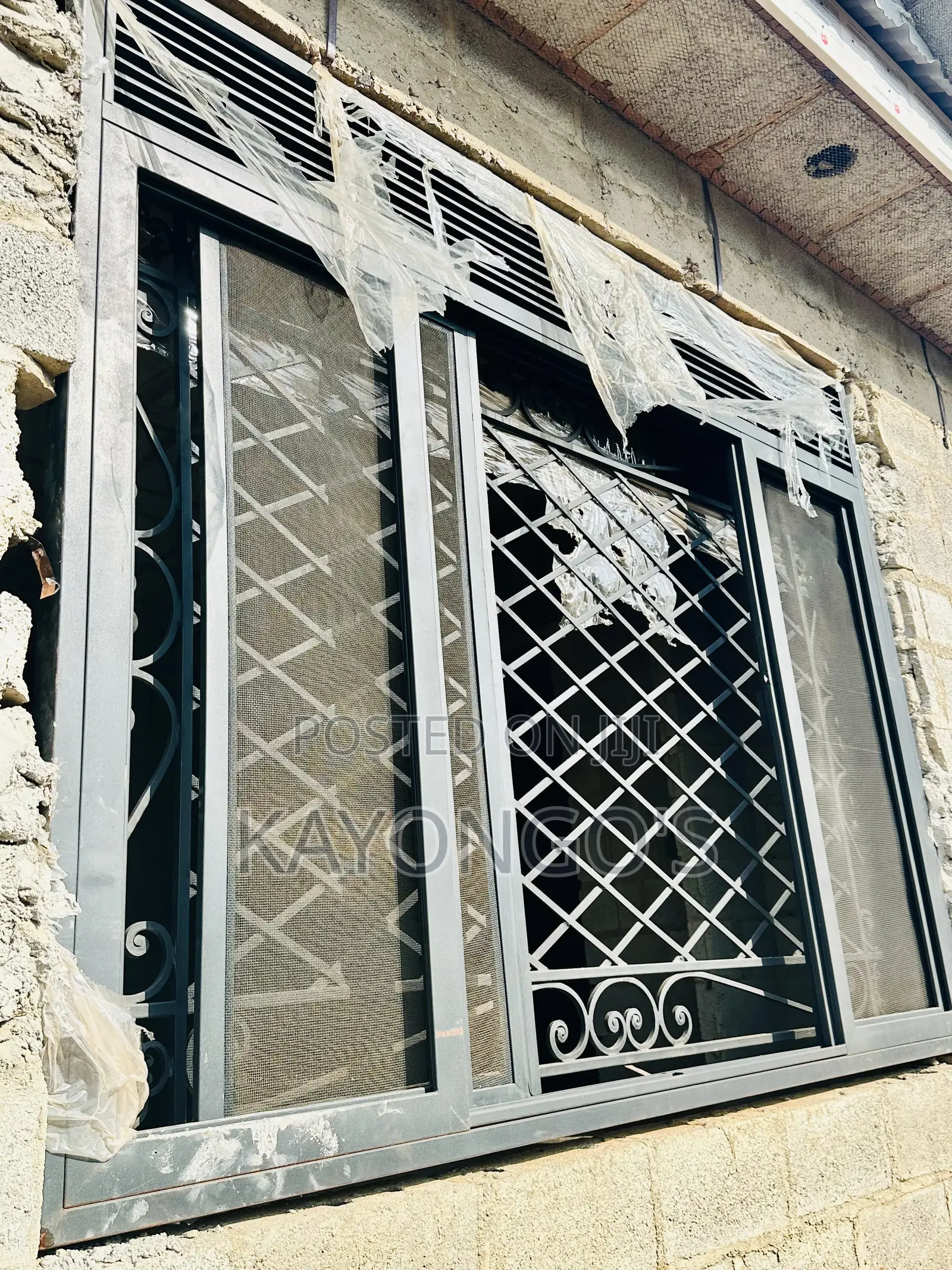 Aluminium in Steel Window Jp