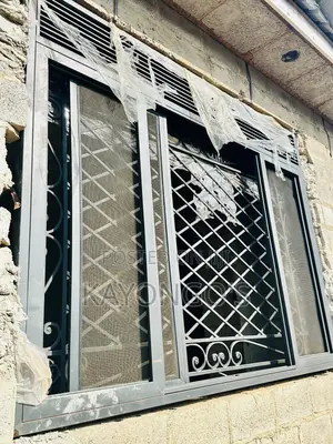 Aluminium in Steel Window Jp