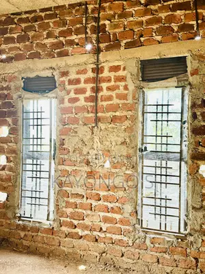 Window Pivotelized